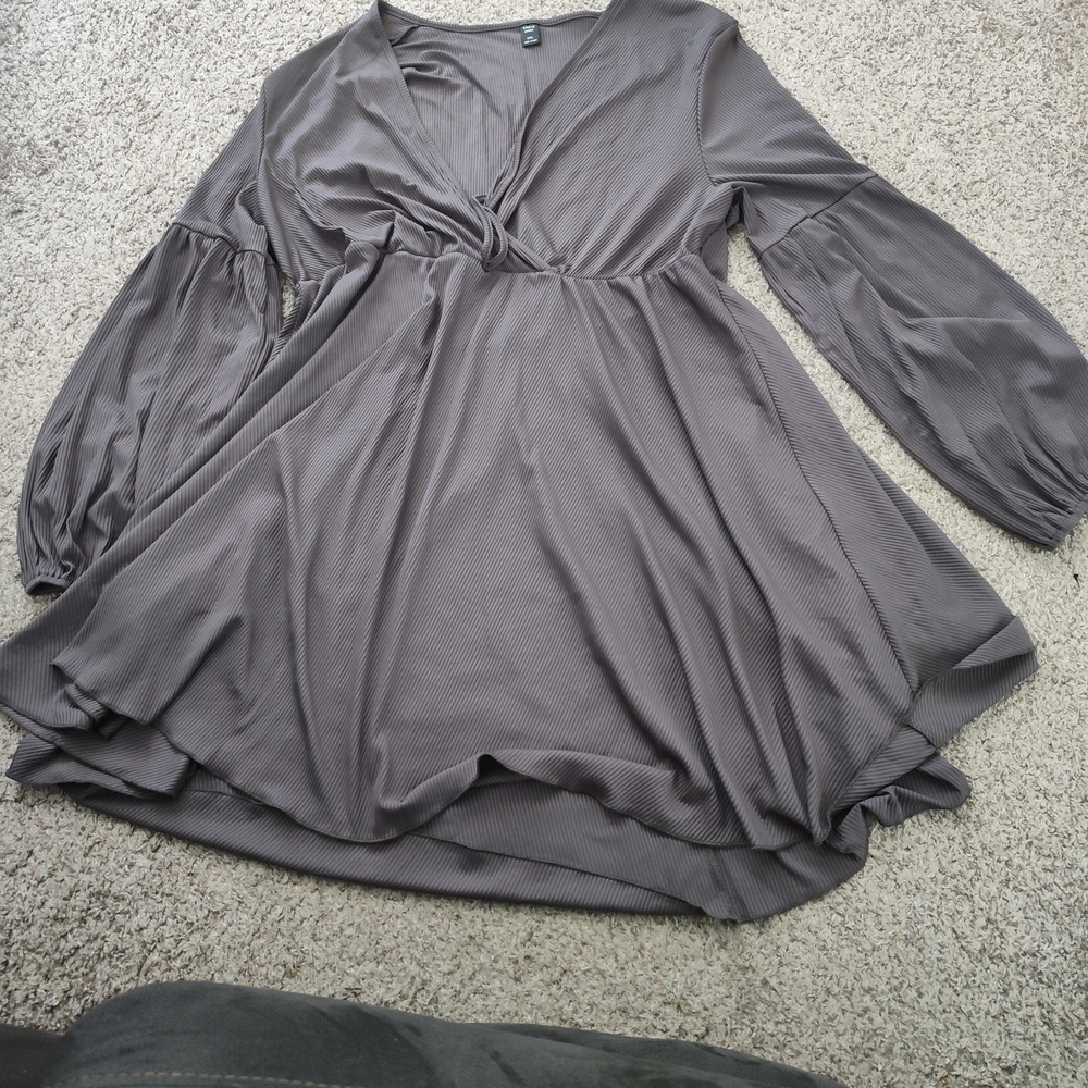 SHEIN Gray Ribbed Top And A Shein Brown Dress